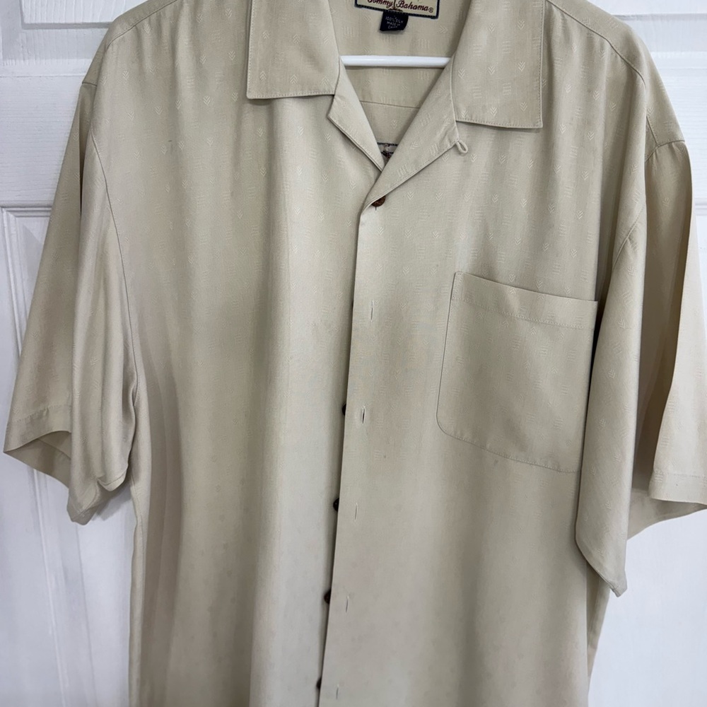 Tommy Bahama Cream Casual Button Down Shirt Lightweight